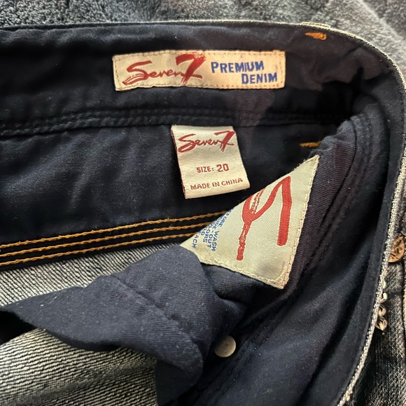 Seven7 jeans w/sequence design - plus size 20 - Picture 5 of 6